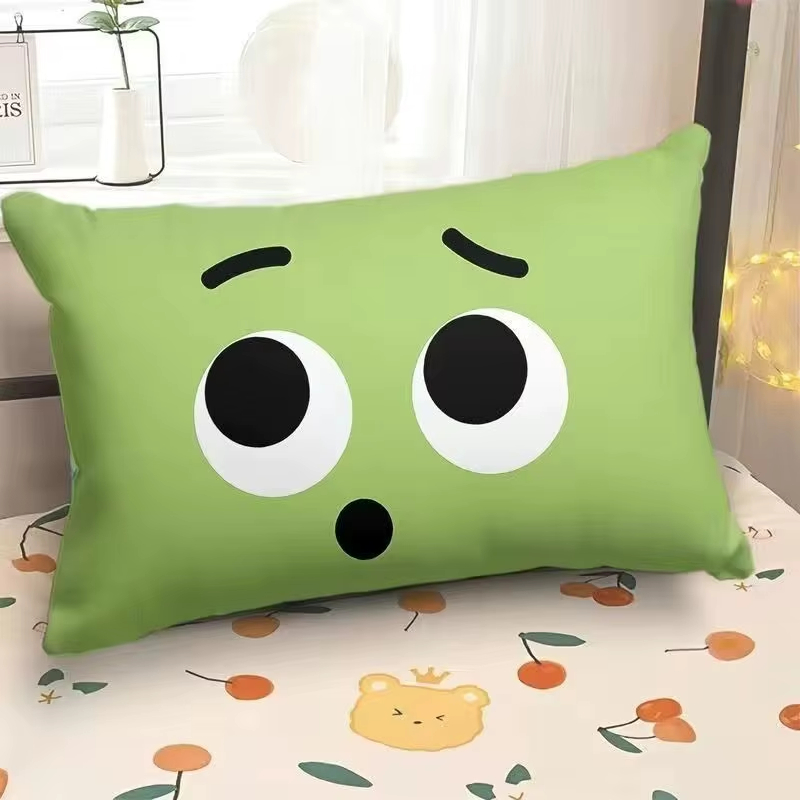 Funny Emoji Pillowcase Rectang - огляд і ціна Home Decor Emoji