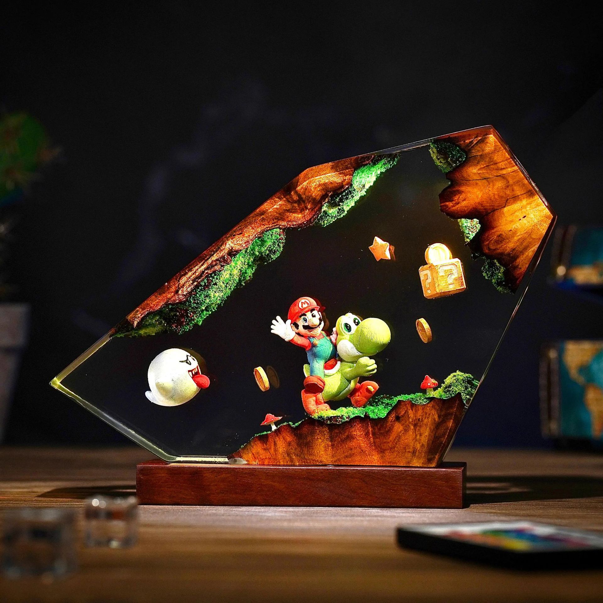 Table Resin Lamp Cartoon Anime - огляд і ціна Home Decor Statue