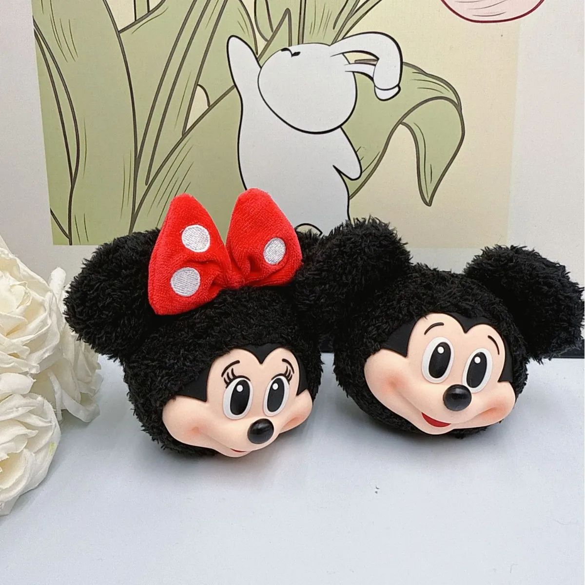 Mickey Minnie Plush Doll Keych - огляд і ціна Home Decor Statue